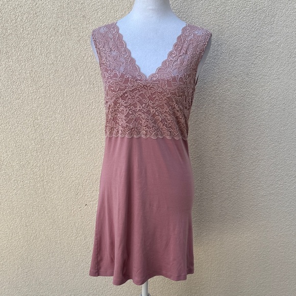 Hanro Moments Lace Tank Gown mauve pink 100% mercerized cotton elastane lace